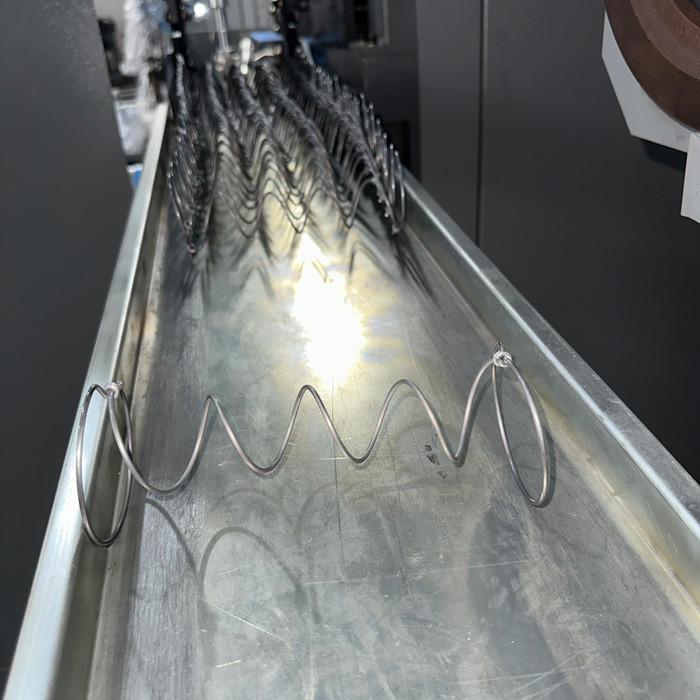 Unité de création de ressorts de matelas de type Bonnell Machine 90-100 pièces/min Capacité