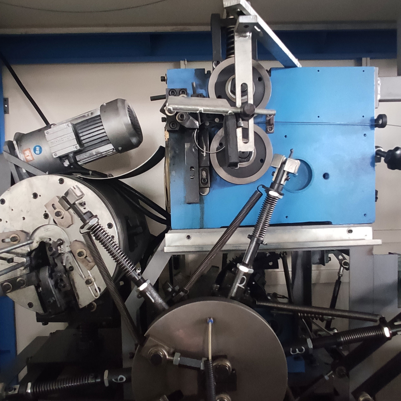 Ressort hélicoïdal bleu de commande numérique par ordinateur de NOBO faisant la machine pour 0.08-0.22M Mattress