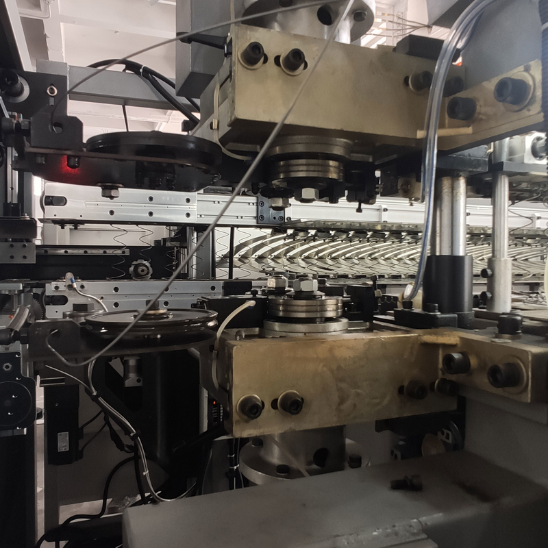 ressort de commande numérique par ordinateur de fil de 0.062-0.075mm formant la machine automatique de ressort hélicoïdal de machine